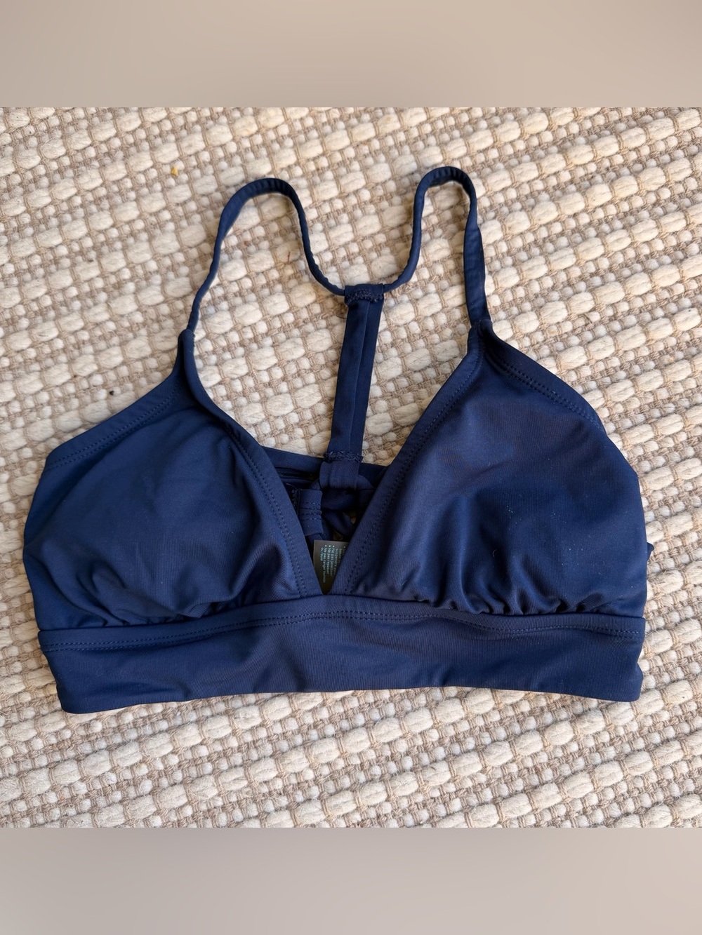 Carve Designs navy dahlia bikini top size medium
